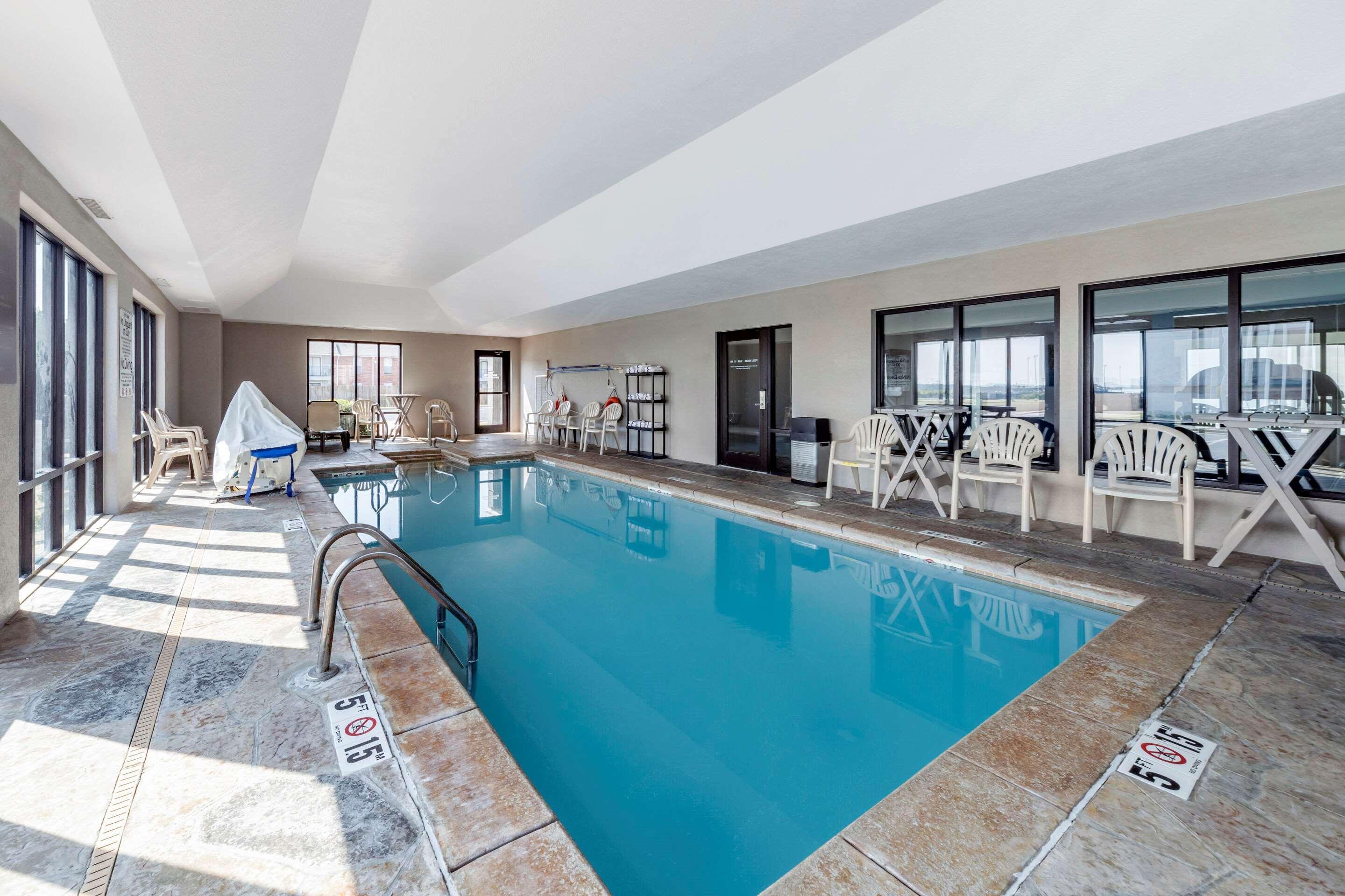 Garner Hotel Oklahoma City - Quail Springs By Ihg Екстер'єр фото