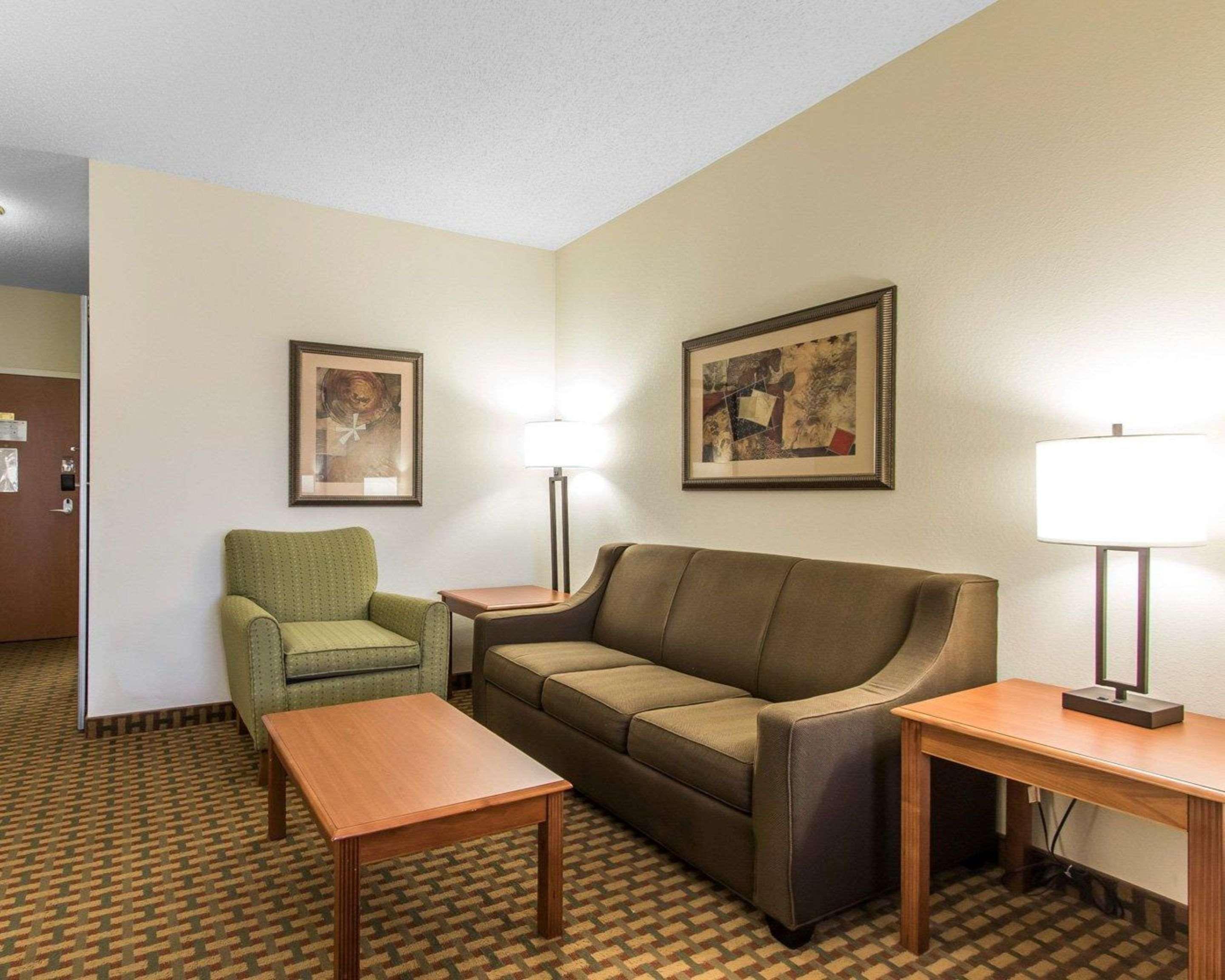 Garner Hotel Oklahoma City - Quail Springs By Ihg Екстер'єр фото