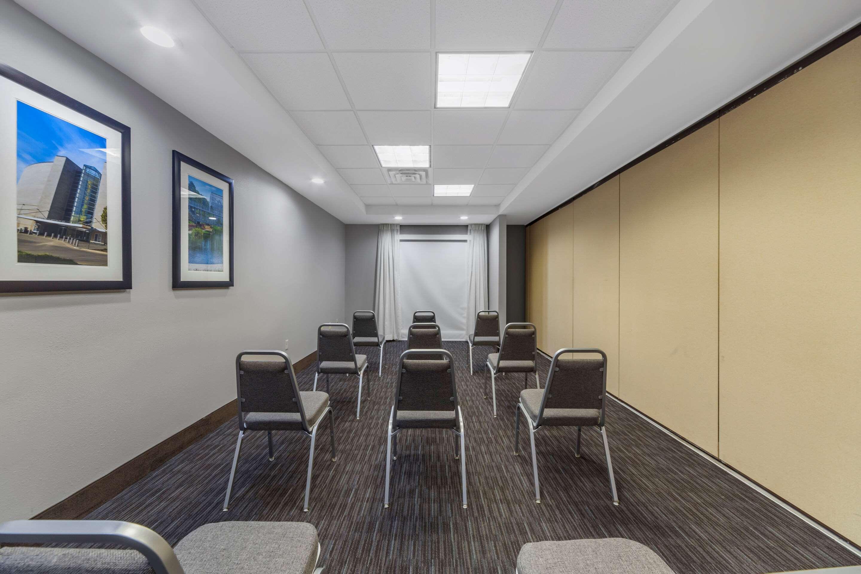 Garner Hotel Oklahoma City - Quail Springs By Ihg Екстер'єр фото